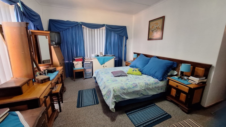 3 Bedroom Property for Sale in Stilbaai Wes Western Cape